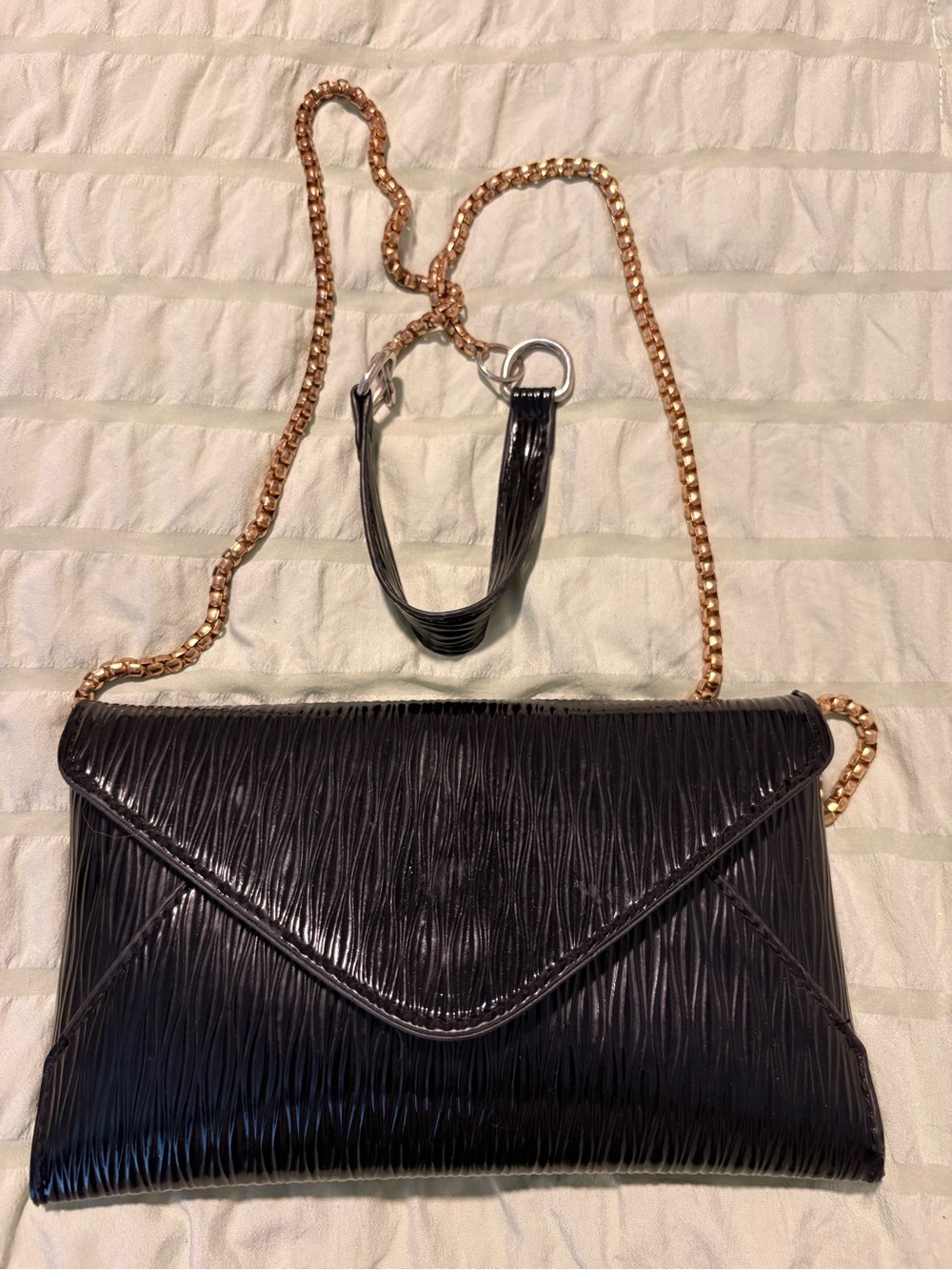SHEIN Black Textured Envelope Clutch with Gold Chain Strap